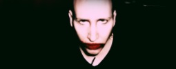 Připravte se na dekadentní večírek, Marilyn Manson míří v červenci do Prahy